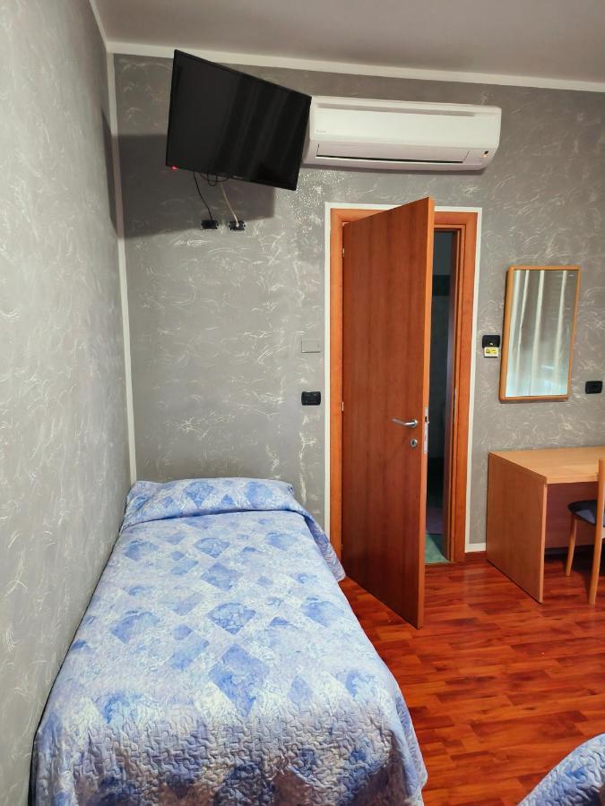 Affittacamere Dolce Sogno Cherasco Exterior photo